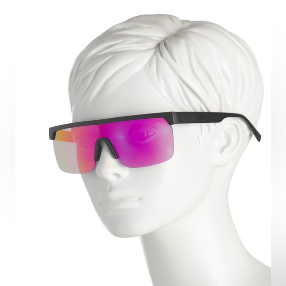 Hurley Accessories - Hurley Sport Shield Polarized Sunglasses with Pink Mirrored Lens